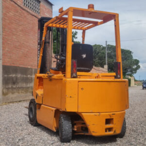 Carretilla elevadora NISSAN de ocasión en cabauoportunitats.com