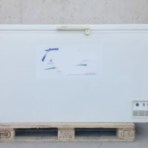 Congelador arcón 150cm de ocasión en cabauoportunitats.com