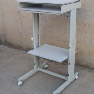 Taula per a ordinador 60x50cm d'ocasió a cabauoportunitats.com Balaguer - Lleida - Catalunya