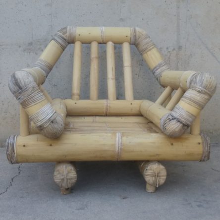 Sofá, sillones y mesa terraza bambú de ocasión en cabauoportunitats.com