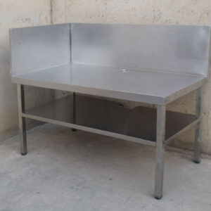 Mesa de inox 175x75cm de ocasión en cabauoportunitats.com