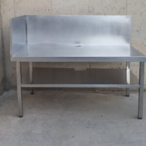Mesa de inox 175x75cm de ocasión en cabauoportunitats.com