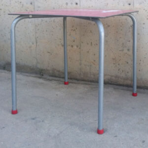 Taula terrassa 70x70cm d'ocasió a cabauoportunitats.com Balaguer - Lleida - Catalunya