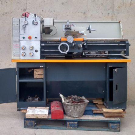 Torno de bancada QUANTUM D33 x 930 2CV de ocasión en cabauoportunitats.com