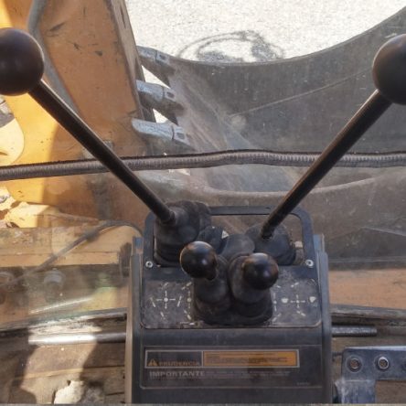 Retroexcavadora CASE 590 SUPER LE de ocasión en cabauoportunitats.com