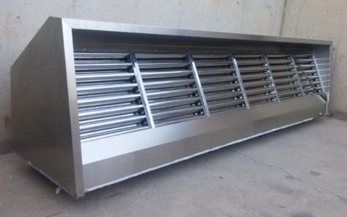 Campana extractora 300cm con motor S&P de ocasión en cabauoportunitats.com