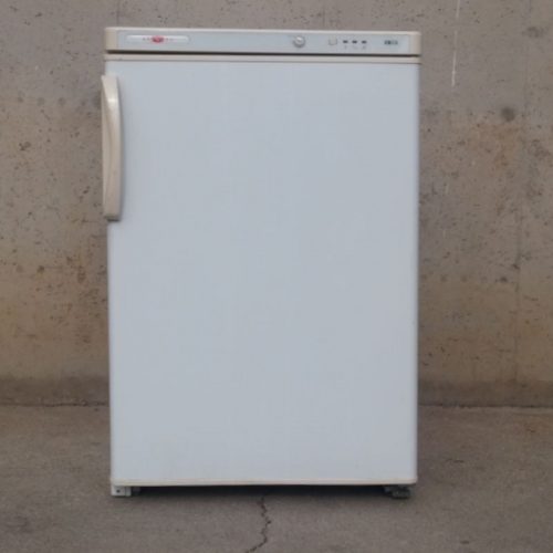 Congelador vertical NORWOOD 85cm de ocasión en cabauoportunitats.com