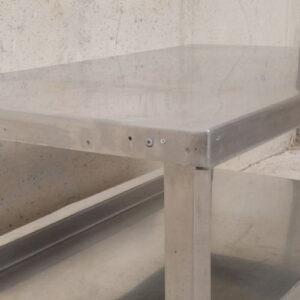 Mesa inox 92x58x53cm de ocasión en cabauoportunitats.com
