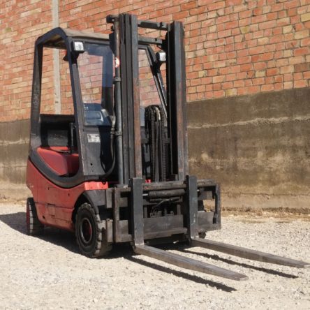 Carretilla elevadora LINDE H16 420cm de ocasión en cabauoportuntiats.com
