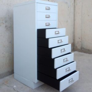 Cajonera metálica 9 cajones de ocasión en cabauoportunitats.com