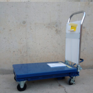 Carro amb plataforma elevadora 77x45cm d'ocasió a cabauoportunitats.com Balaguer - Lleida - Catalunya