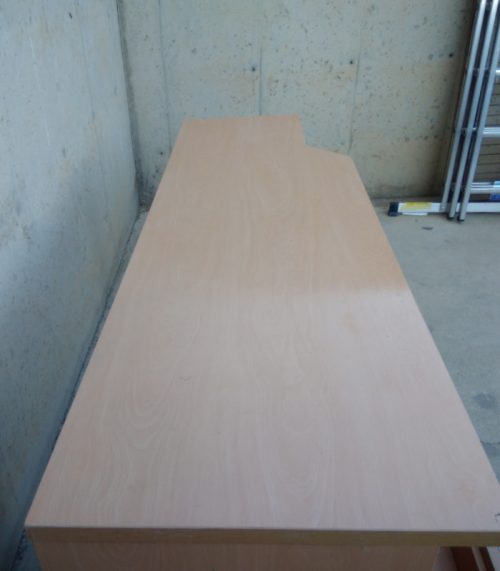 Escritorio color haya 180cm de ocasión en cabauoportunitats.com