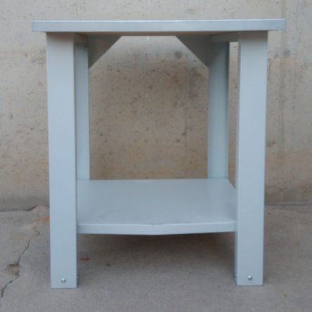 Banc de treball amb xapa d'inox 71x71cm d'ocasió a cabauoportunitats.com Balaguer - Lleida - Catalunya