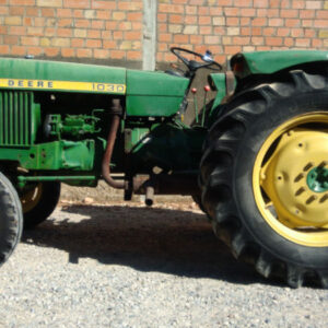 Tractor JOHN DEERE 1030 de ocasión en cabauoportunitats.com