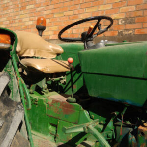 Tractor JOHN DEERE 1030 de ocasión en cabauoportunitats.com
