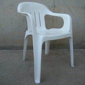 Cadira apilable plàstic blanc exterior d'ocasió a cabauoportunitats.com Balaguer - Lleida - Catalunya