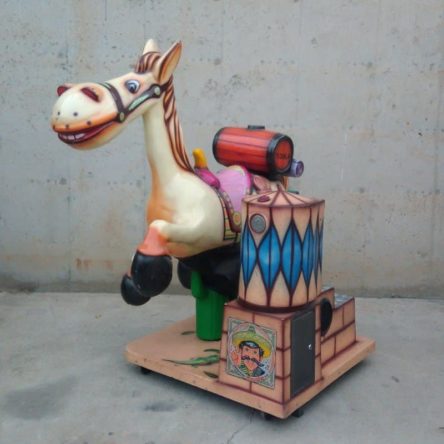 Caballito infantil de feria de ocasión en cabauoportuntiats.com