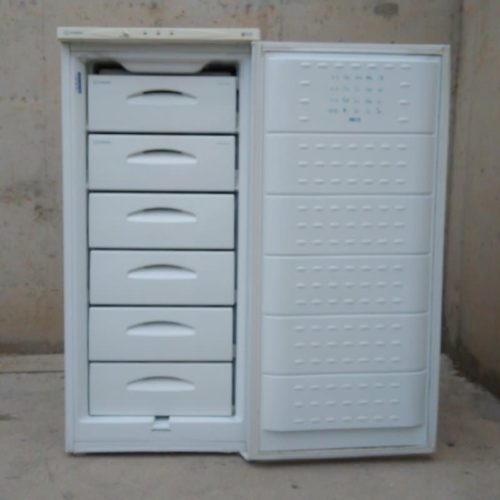 Congelador vertical EDESA 125cm de ocasión en cabauoportunitats.com