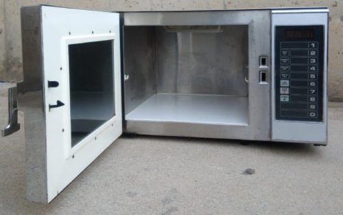 Microondas hostelería AMANA COMMERCIAL 1100 de ocasión en cabauoportunitats.com
