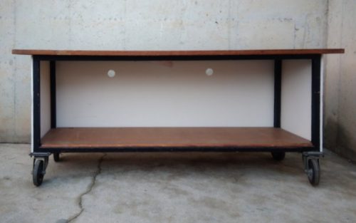 Mostrador 202cm de ocasión con ruedas en cabauoportunitats.com