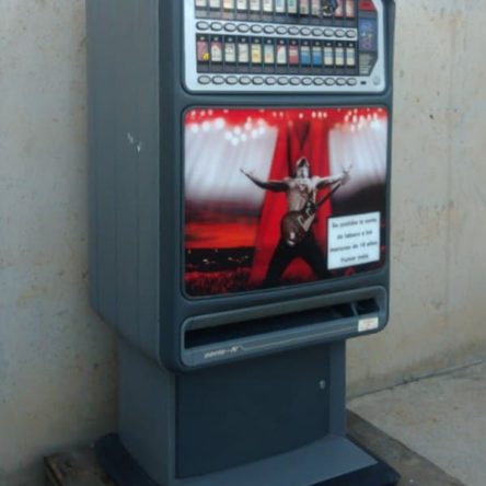 Máquina de trabajo AZKOYEN N 24 canales de ocasión en cabauoportunitats.com