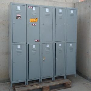 Mòdul 10 taquilles color gris 151cm d'ocasió a cabauoportunitats.com Balaguer - Lleida - Catalunya