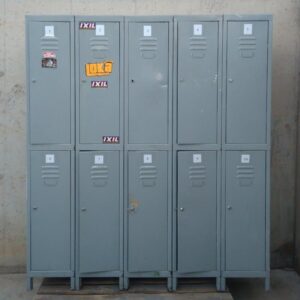 Mòdul 10 taquilles color gris 151cm d'ocasió a cabauoportunitats.com Balaguer - Lleida - Catalunya