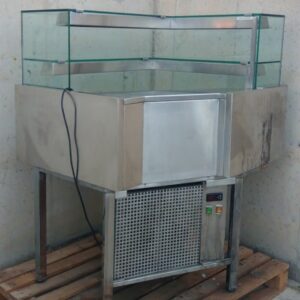 Vitrina rinconera refrigerada de ocasión en cabauoportunitats.com