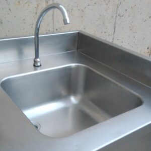 Fregadero rinconero con pedal de ocasión en cabauoportunitats.com