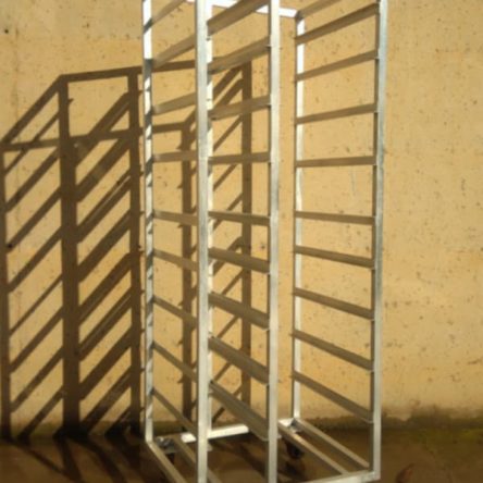 Carro d'alumini 60x55x180cm d'ocasió a cabauoportunitats.com Balaguer - Lleida - Catalunya