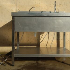 Fregadero de pedal con patas 102x68cm de ocasión en cabauoportunitats.com