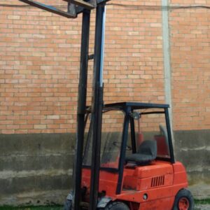 Carretilla elevadora LINDE H25 ruedas macizadas de ocasión en cabauoportunitats.com