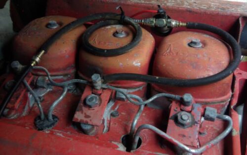 Carretilla elevadora LINDE H25 ruedas macizadas de ocasión en cabauoportunitats.com