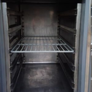 Frigorífico pizzero 195cm de ocasión en cabauoportunitats.com