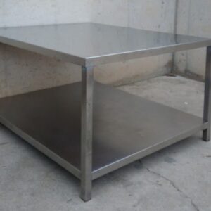 Taula d'acer inoxidable de 114x136cm d'ocasió a cabauoportunitats.com Balaguer - Lleida - CatalunyaTaula d'acer inoxidable de 114x136cm d'ocasió a cabauoportunitats.com Balaguer - Lleida - Catalunya