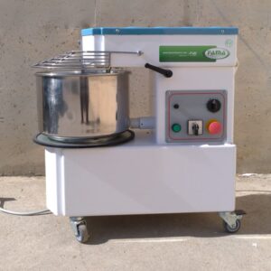 Amasadora espiral FAMA 12 litros de segunda mano en cabauoportunitats.com