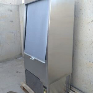 Frigorífico expositor autoservicio 82x60cm de ocasión en cabauoportunitats.com