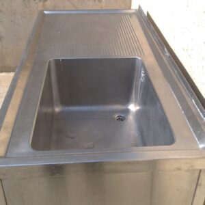 Fregadera inox con patas 140cm de segunda mano en cabauoportunitats.com