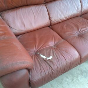 Sofá de piell 200cm de segunda mano en cabauoportunitats.com