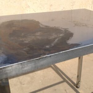 Taula d'acer inoxidable 97x77cm de segona mà a cabauoportunitats.com Balaguer - Lleida - Catalunya