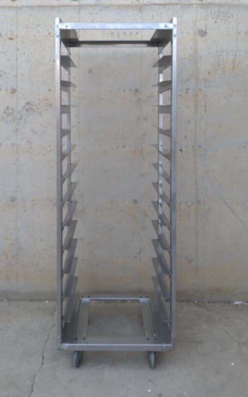 Carro d'acer inoxidable 12 safates 60x40cm de segona mà a cabauoportunitats.com Balaguer - Lleida - Catalunya