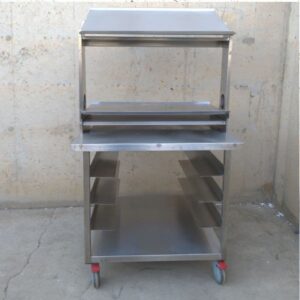 Carro de acero inoxidable multiusos de segunda mano en cabauoportunitats.com