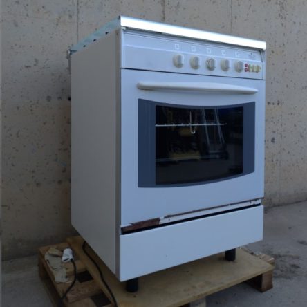 Cocina de gas 4 fogones + horno GLEN GAS de segunda mano en cabauoportunitats.com
