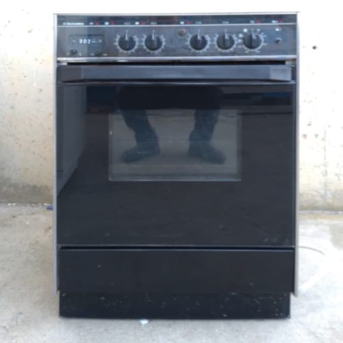 Cocina vitrocerámica con horno eléctrico SCHOLTES en cabauoportunitats.com