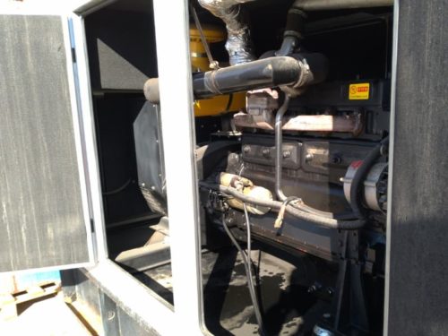 Grup electrogen HYUNDAI 106 KVA de segona mà a cabauoportunitats.com Balaguer - Lleida - Catalunya