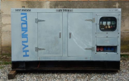 Grup electrogen HYUNDAI 106 KVA de segona mà a cabauoportunitats.com Balaguer - Lleida - Catalunya