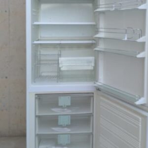 Frigorífico LIEBHERR 70x60x199cm de segunda mano en cabauoportunitats.com