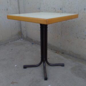 Mesa bar 60x60cm de segunda mano en cabauoportunitats.com