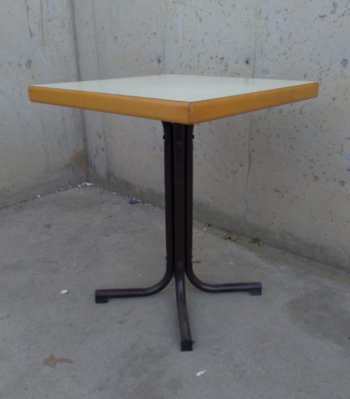 Mesa bar 60x60cm de segunda mano en cabauoportunitats.com