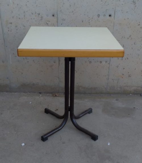 Mesa bar 60x60cm de segunda mano en cabauoportunitats.com